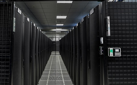 How exactly should an intelligent data center be built?